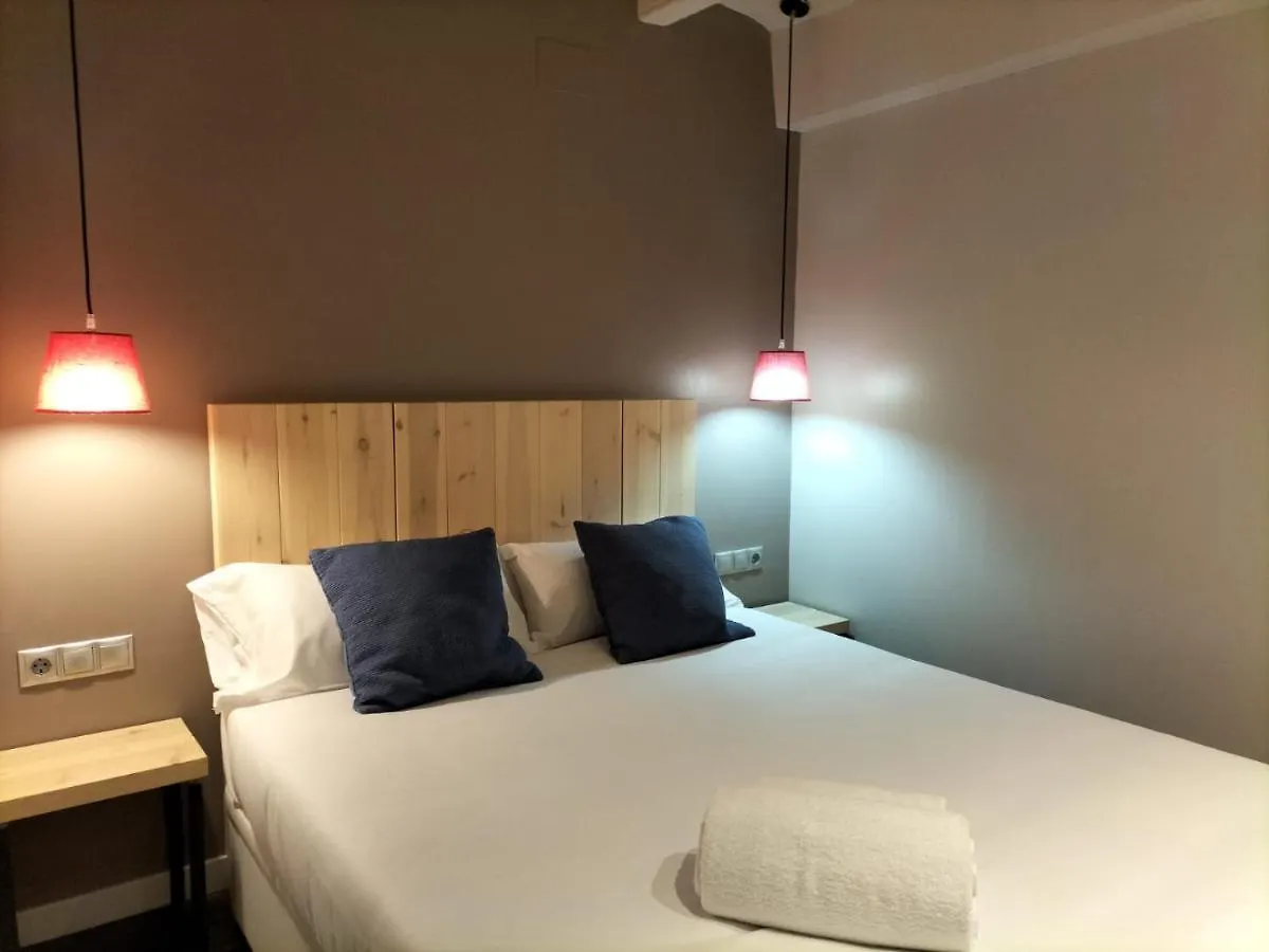 Montserrat Apartments By Gaiarooms 巴塞罗那