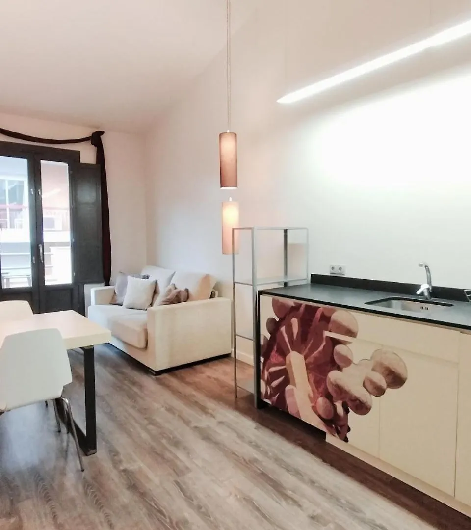 Montserrat Apartments By Gaiarooms 巴塞罗那